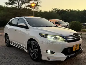 Toyota Harrier 2.0 2015 White
