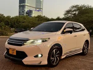 Toyota Harrier 2.0 2015 White