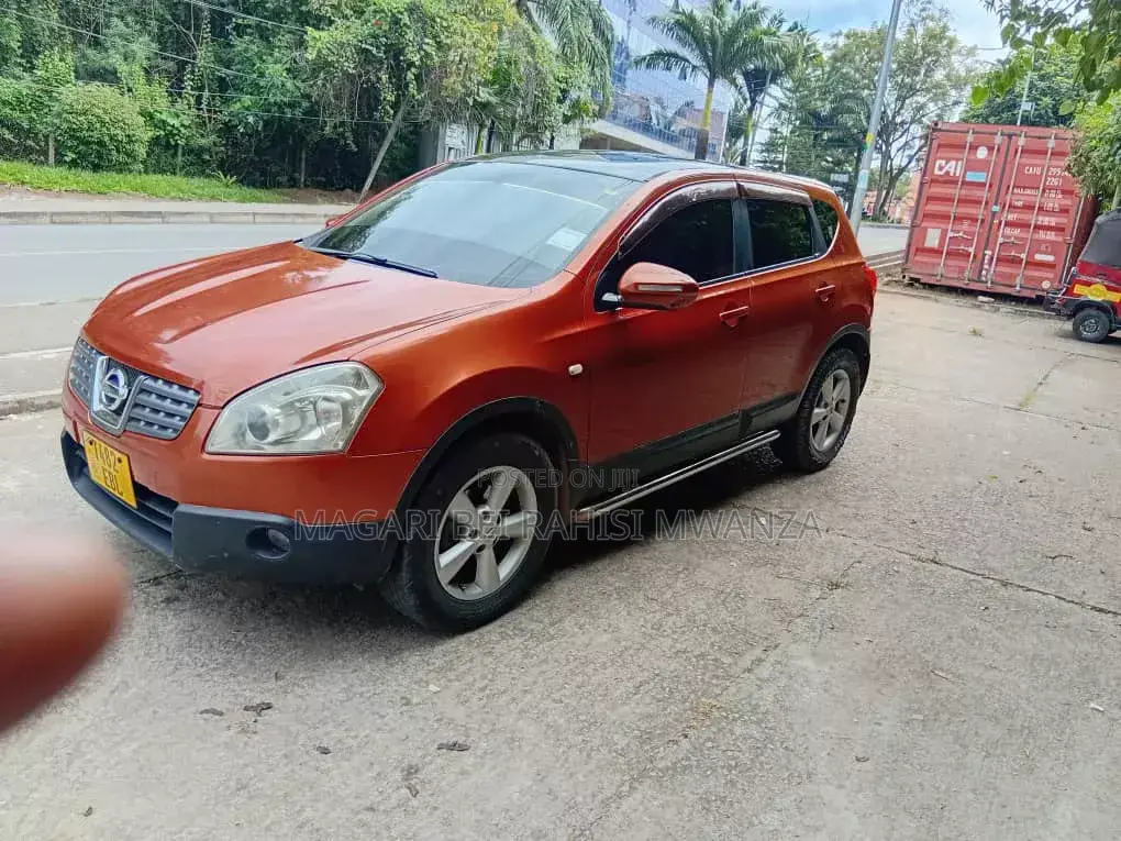 Nissan Dualis 2007 Brown