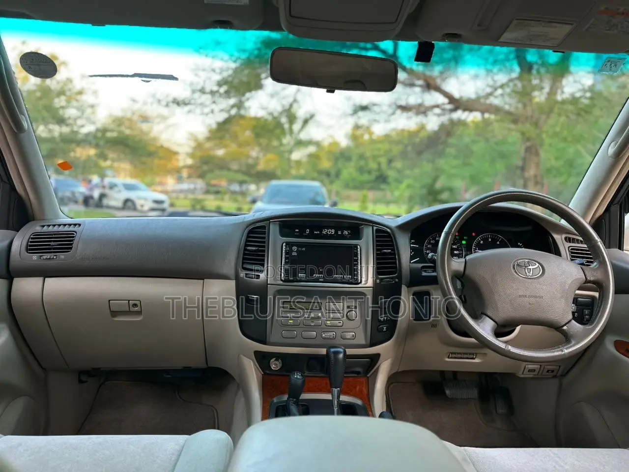 Toyota Land Cruiser 2007 Gold