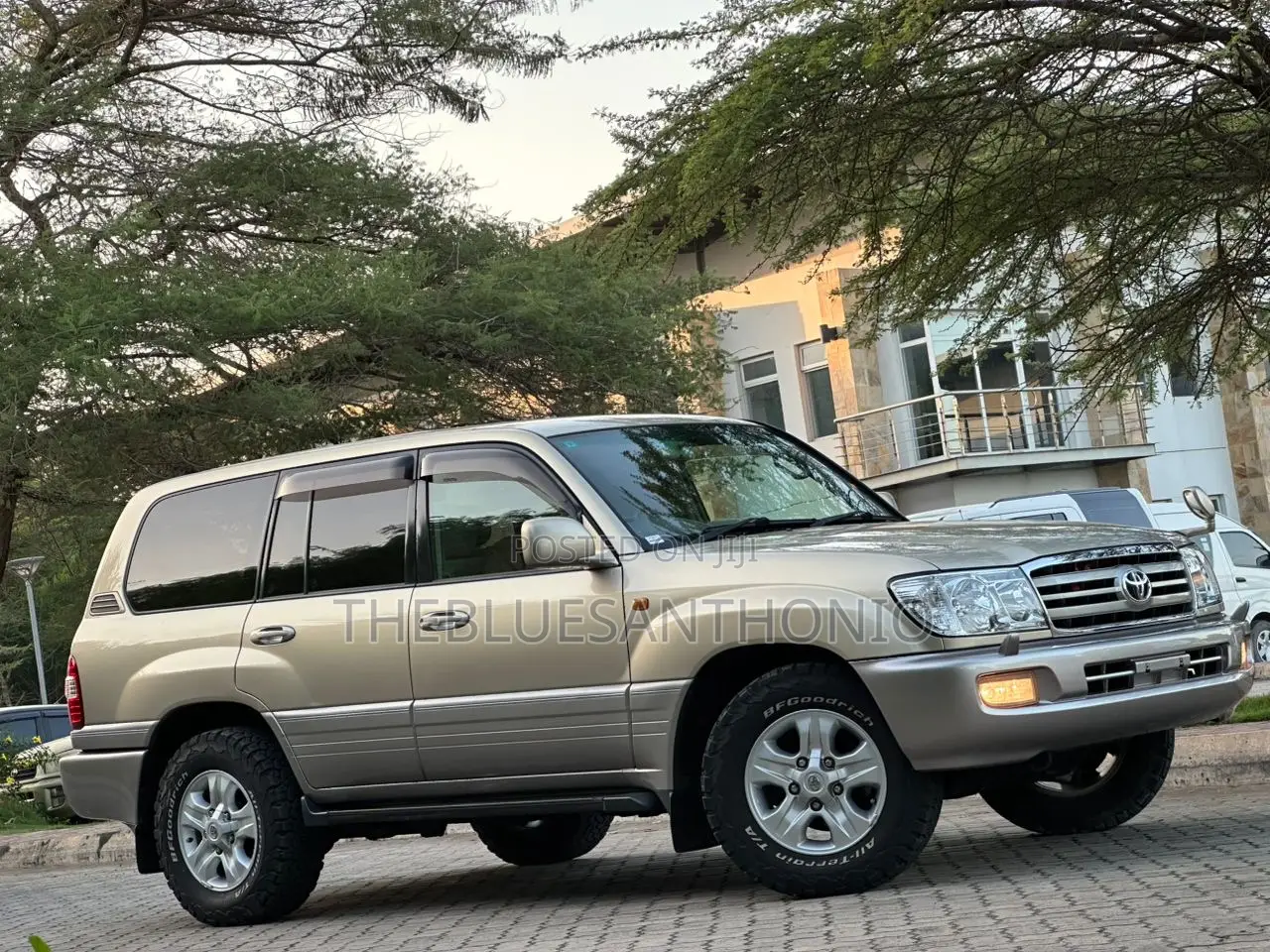 Toyota Land Cruiser 2007 Gold