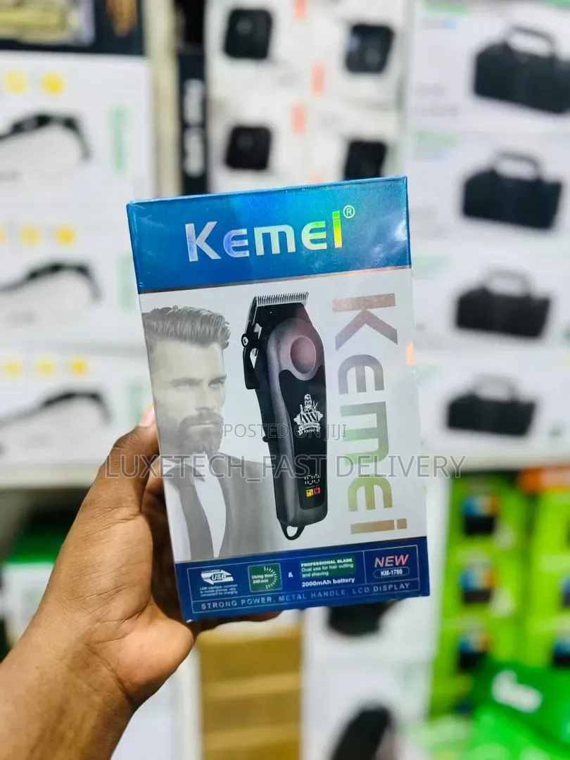 Kemei Km-1780 Professional Rechargeable Hair Clipper (Ya Kuchaji)