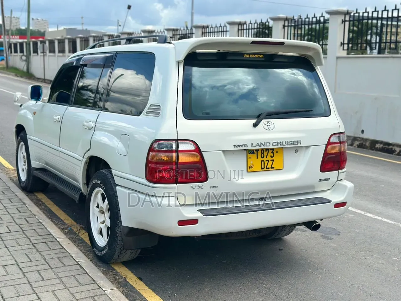Toyota Land Cruiser 2006 Pearl