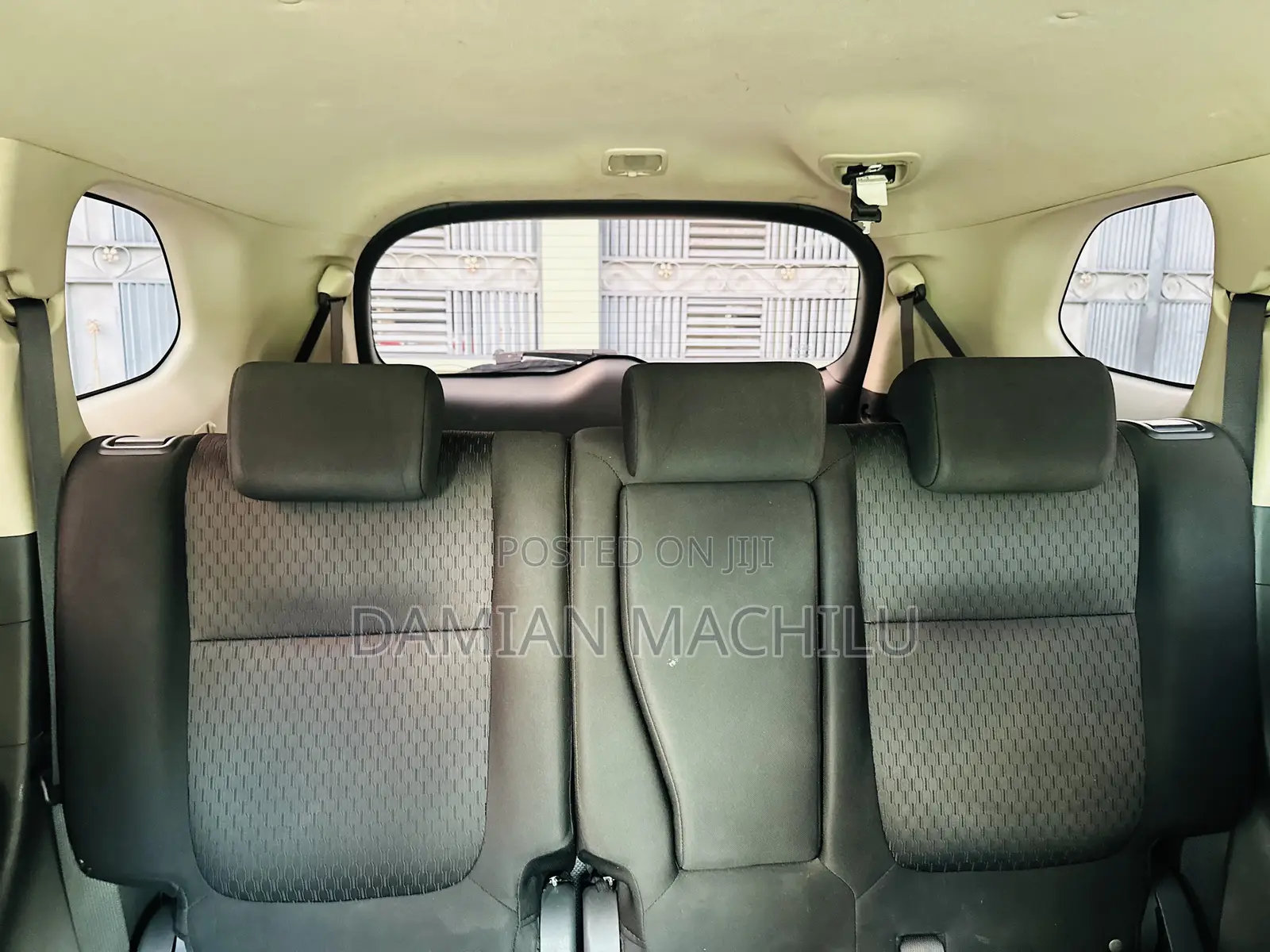 Mitsubishi Outlander 2012 Silver