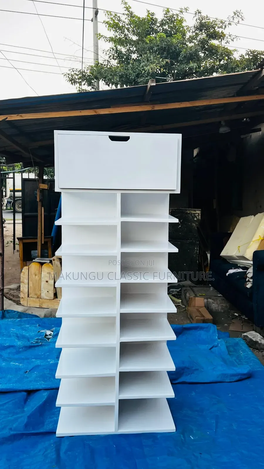 Shoesrack Stand Ya Kisasa Rangi Nyeupe