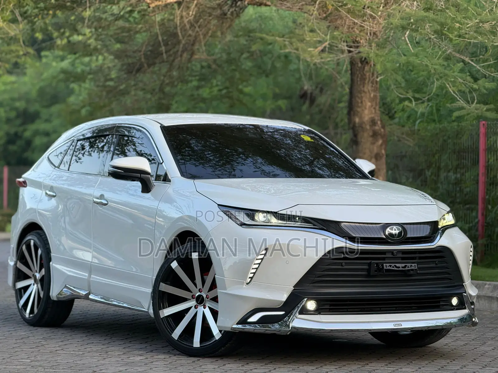 Toyota Harrier 2022 White