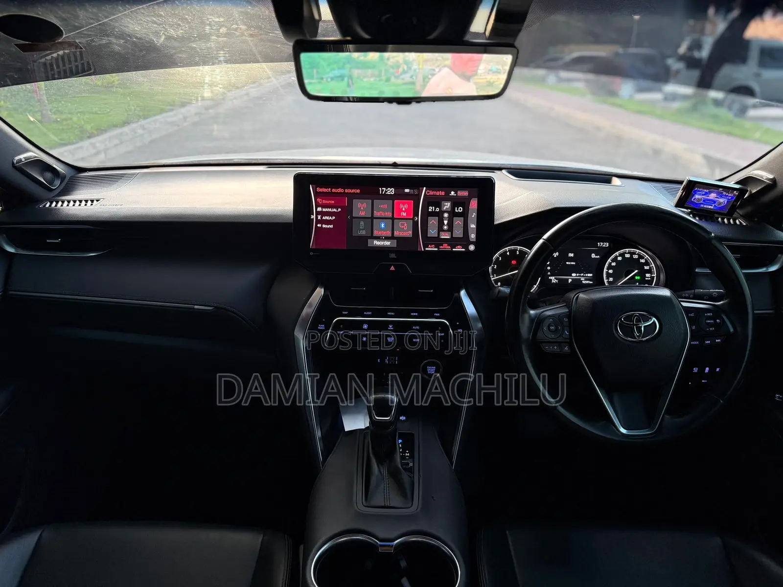 Toyota Harrier 2022 White