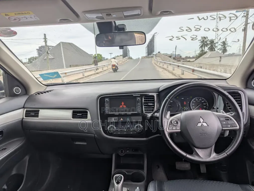 Mitsubishi Outlander 2013 Black