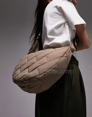 Uniqlo Quilted Round Shoulder Bag Collection Available