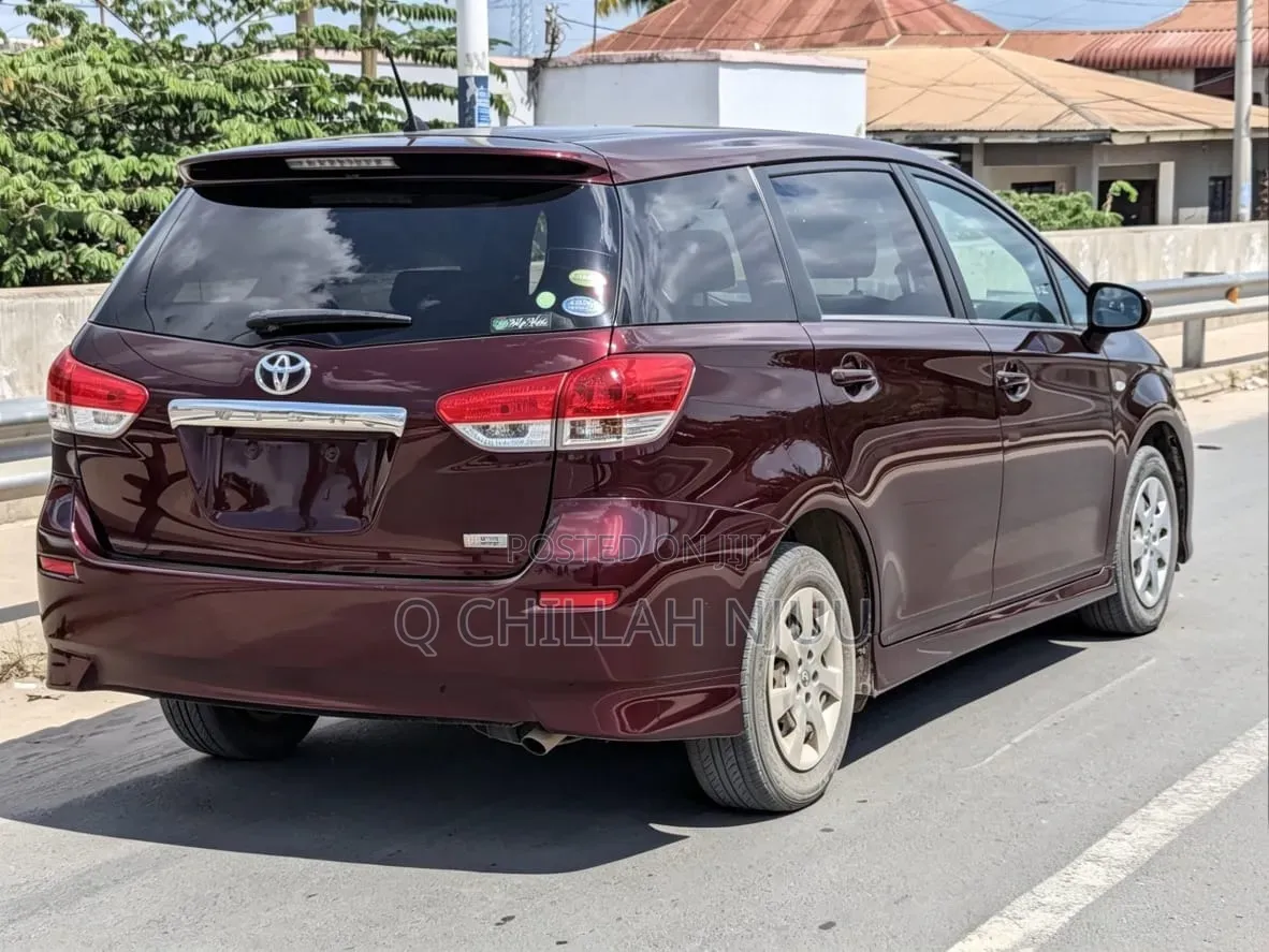 Toyota Wish 2014 Maroon
