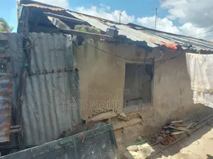 Furnished 4bdrm Townhouse/Terrace in Tegeta, Bunju for sale