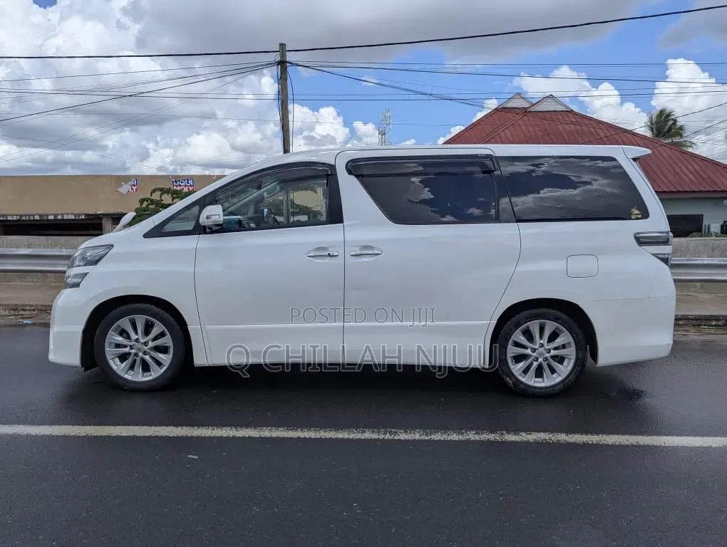 Toyota Alphard 2008 White