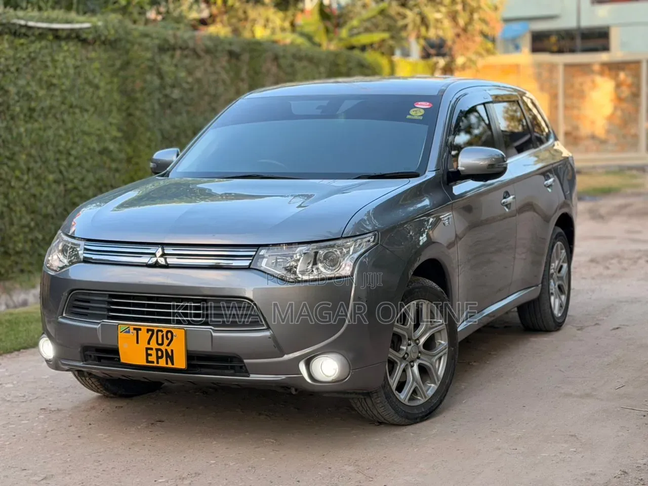 Mitsubishi Outlander 2013 Silver