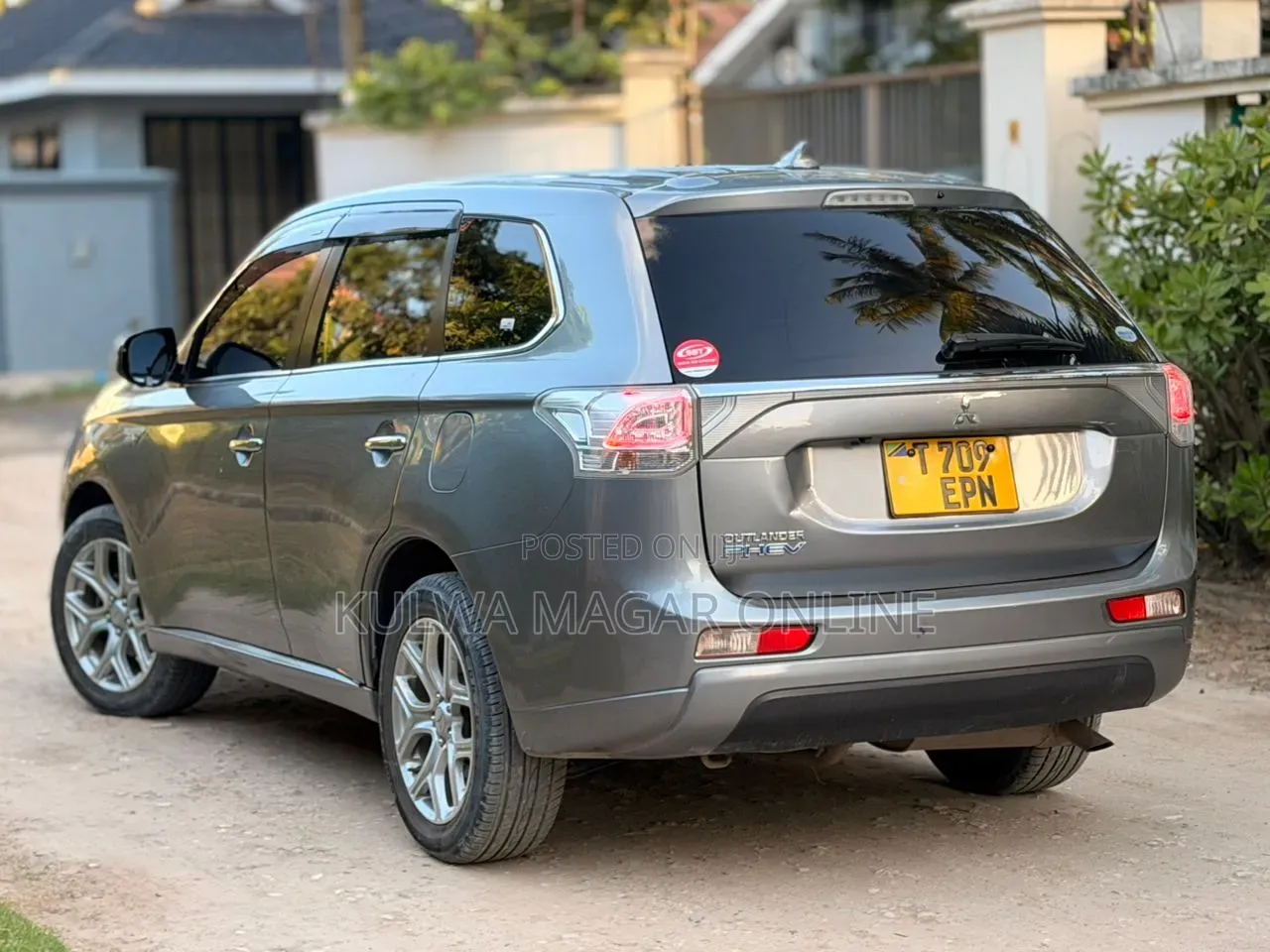 Mitsubishi Outlander 2013 Silver