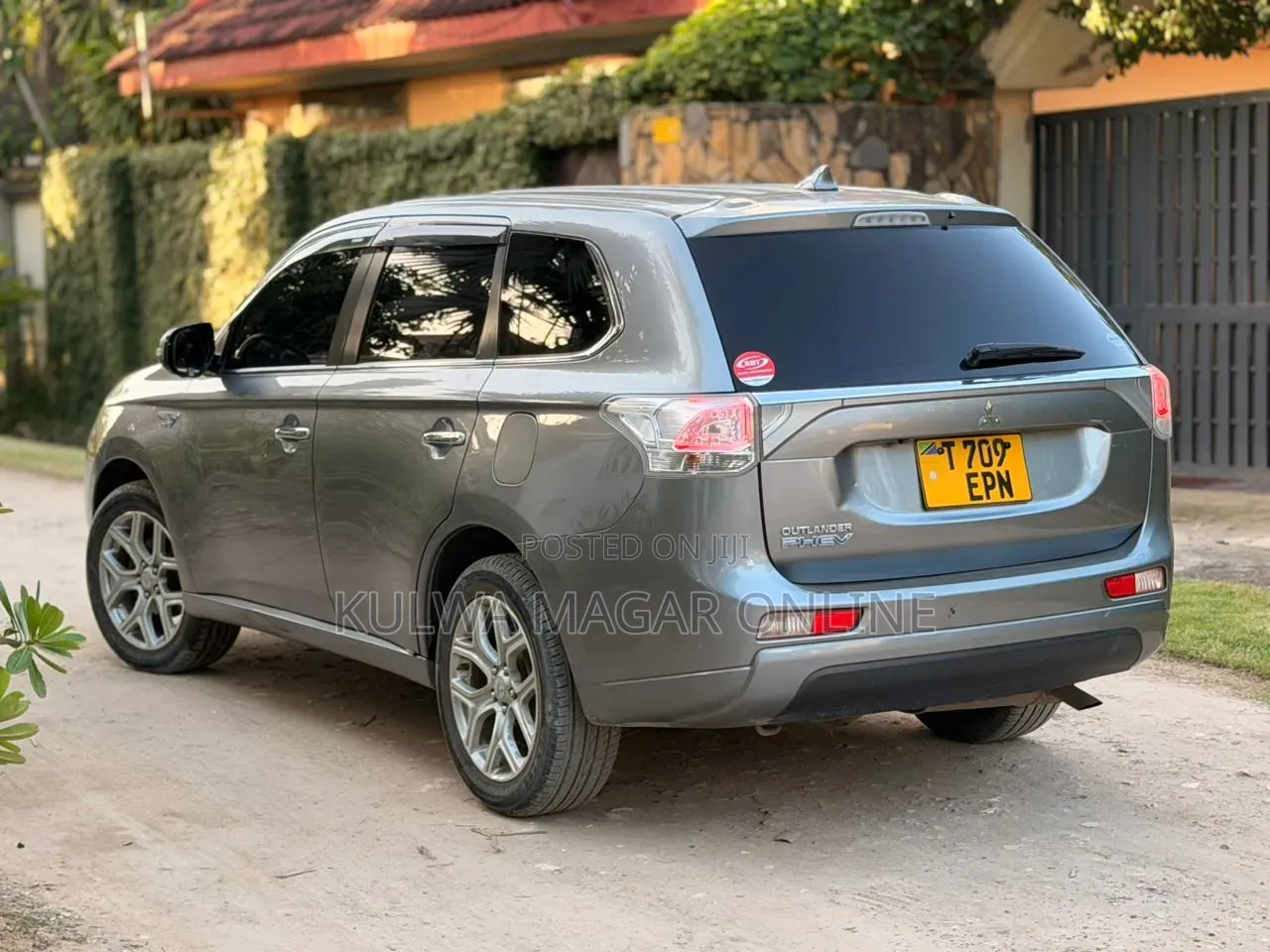 Mitsubishi Outlander 2013 Silver