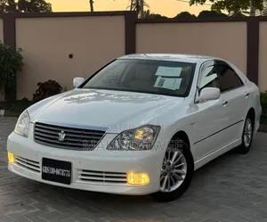 Toyota Crown 2008 White