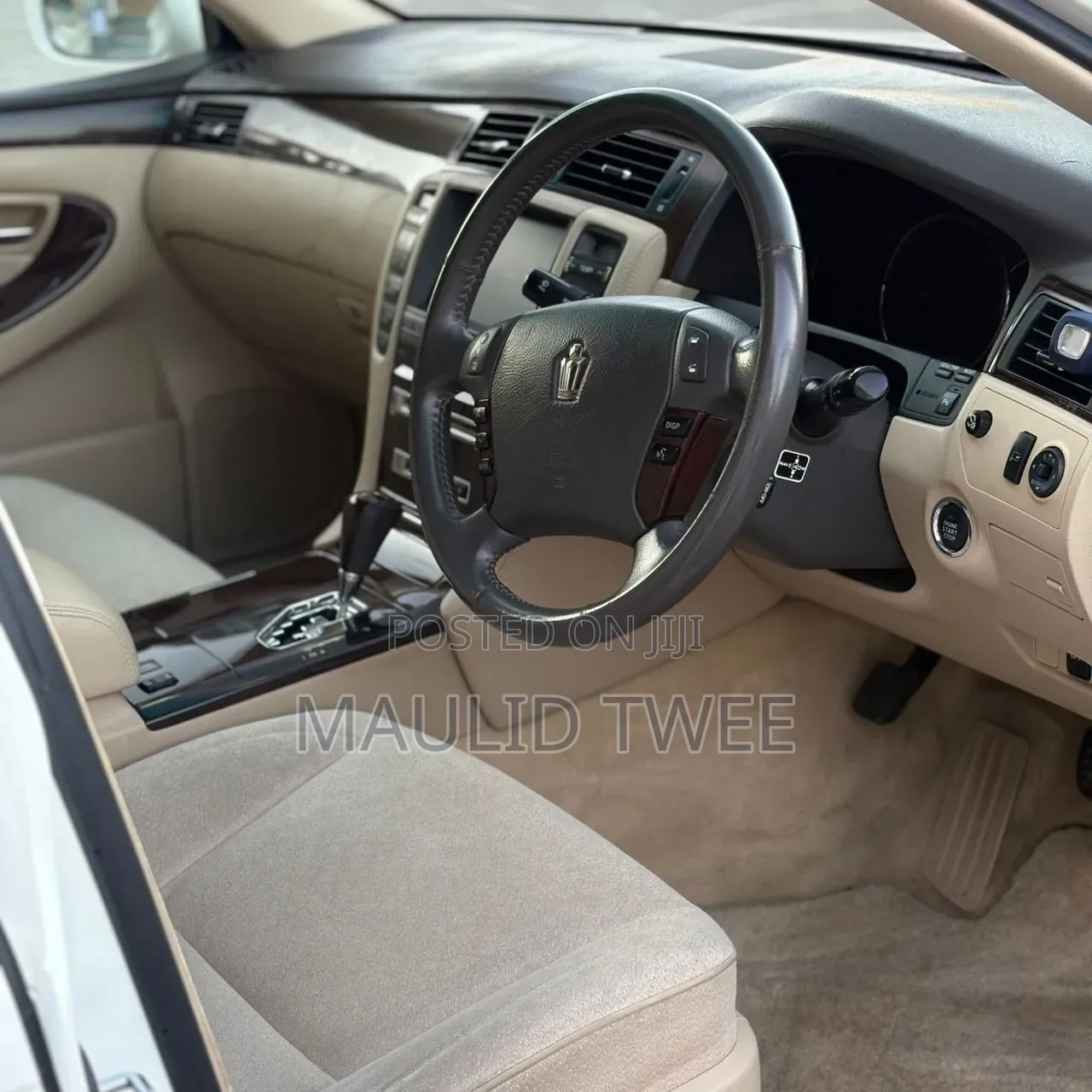 Toyota Crown 2008 White