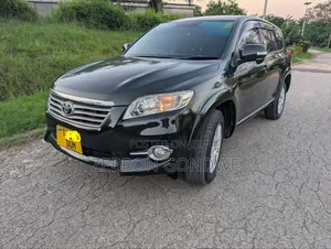 Toyota Vanguard 2011