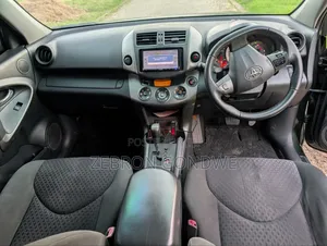 Toyota Vanguard 2011