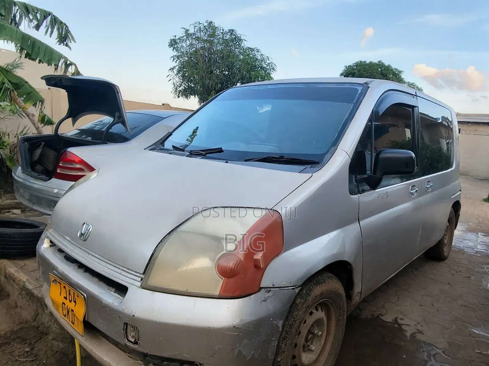 Honda Mobilio Spike 2004 Silver