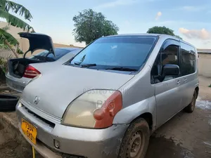 Honda Mobilio Spike 2004 Silver