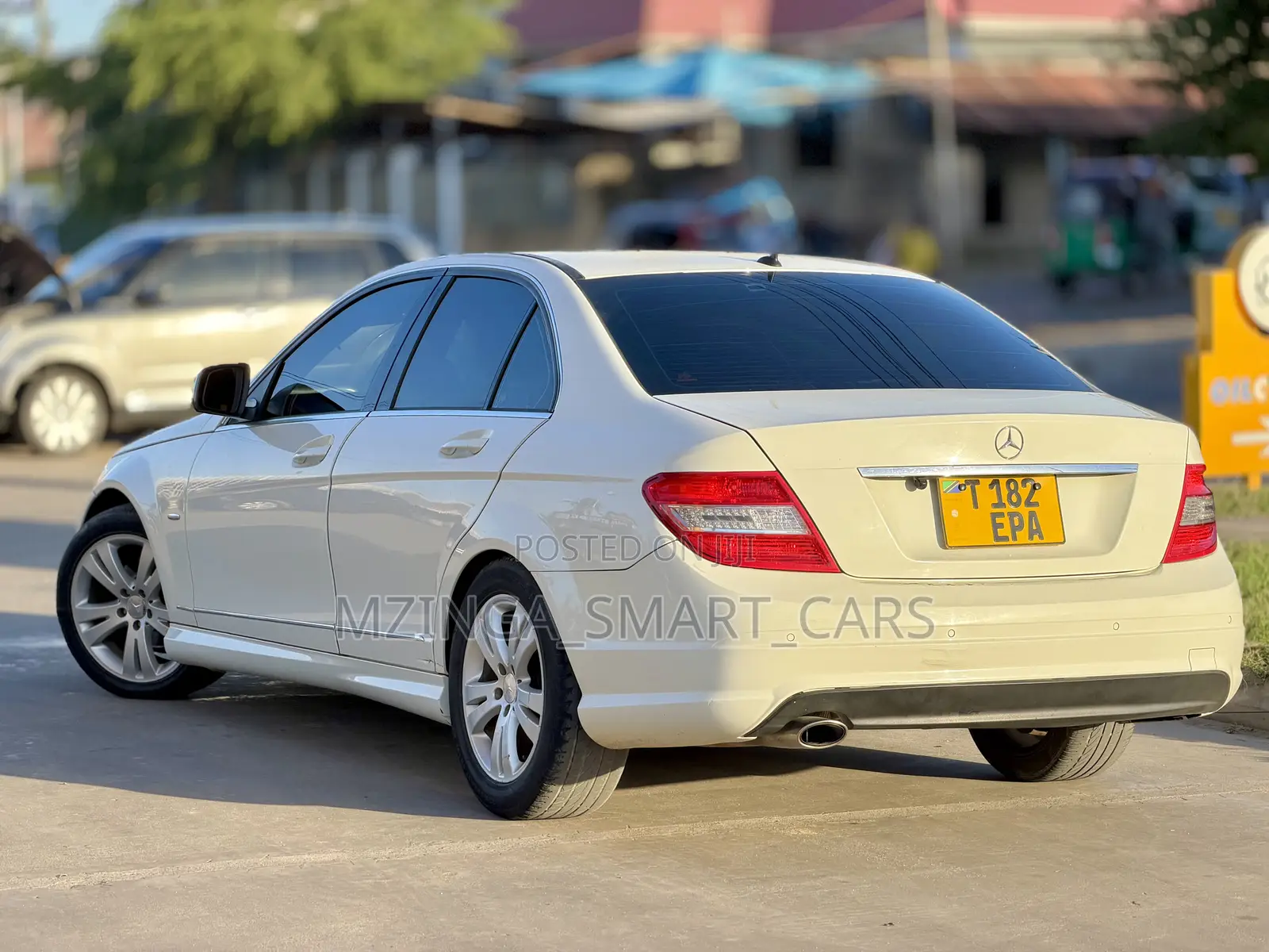 Mercedes-Benz C200 2008 White
