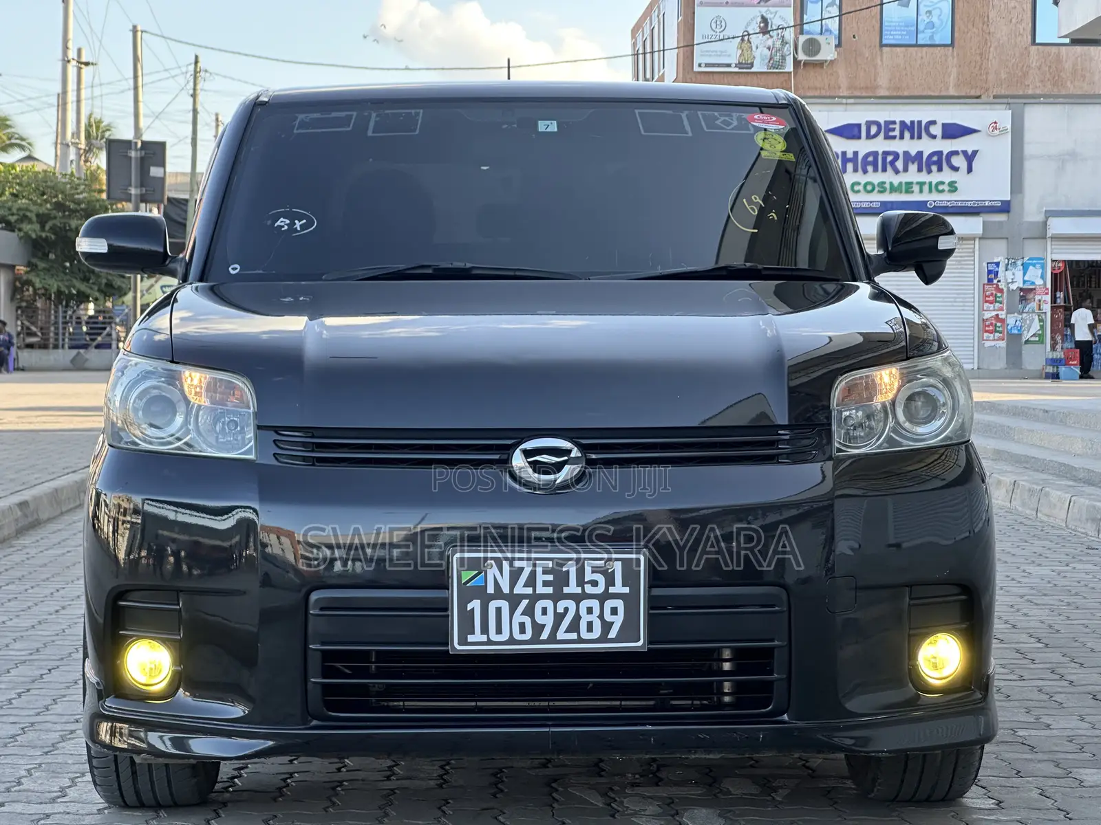 Toyota Corolla Rumion 2009 Black