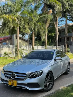 Mercedes-Benz C-Class 2017 White