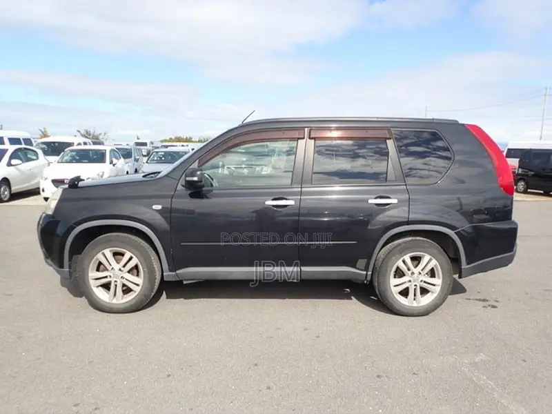 Nissan X-Trail 2011 Black