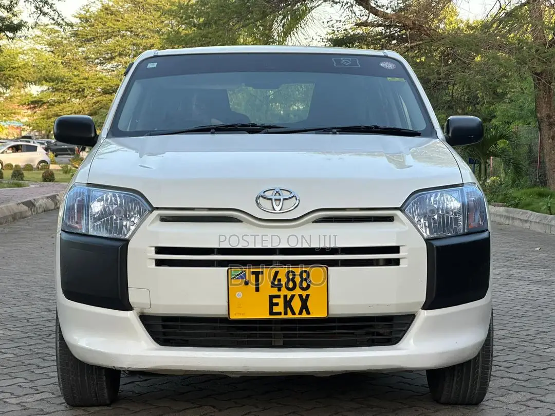 Toyota Probox 2011 White