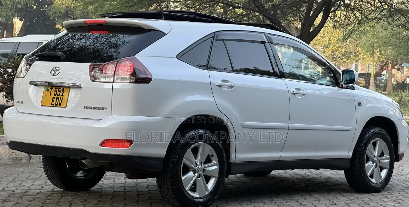 Toyota Harrier 2007 White