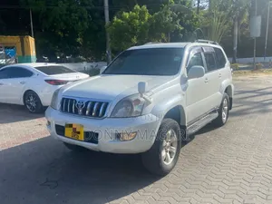 Toyota Land Cruiser Prado 2006 White