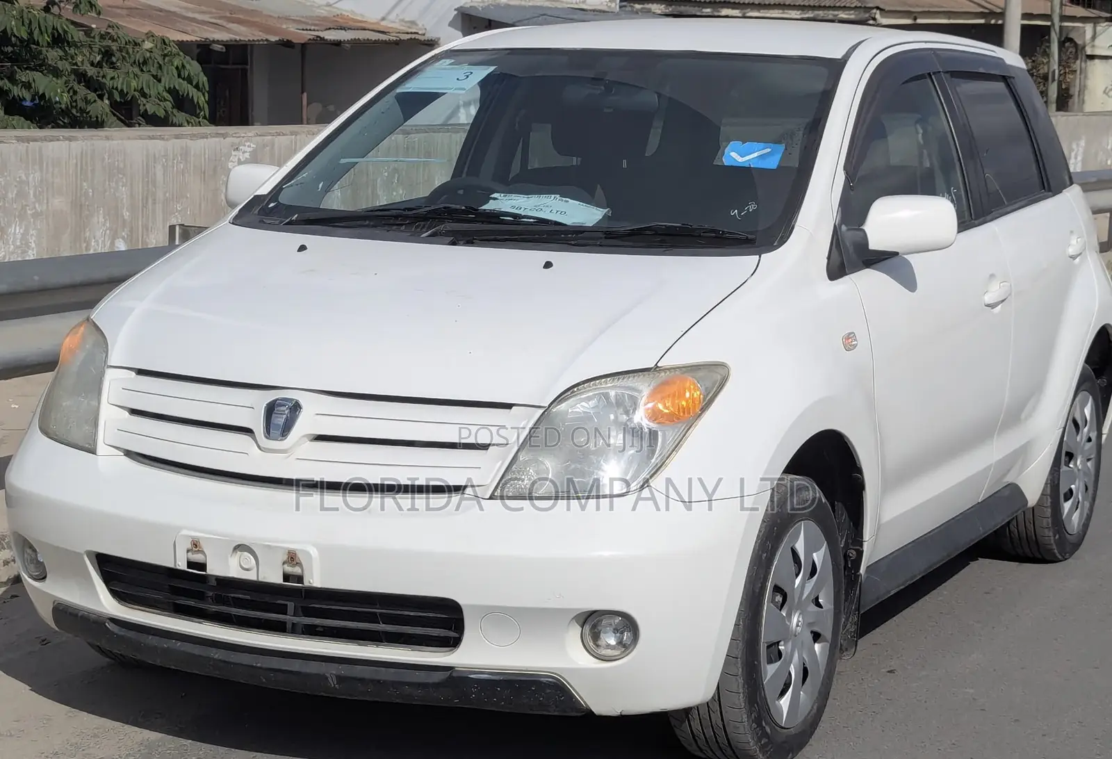 Toyota IST 2003 White