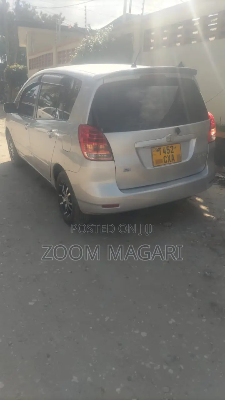 Toyota Corolla Spacio 2003 Silver