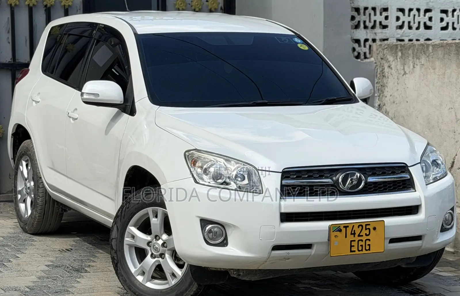 Toyota RAV4 2008 White