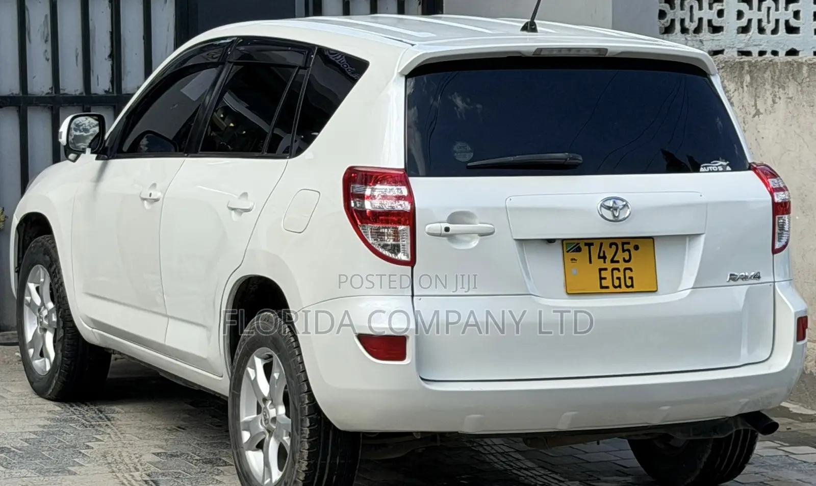 Toyota RAV4 2008 White