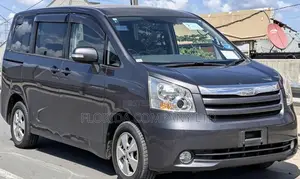 Toyota Noah 2008 Gray