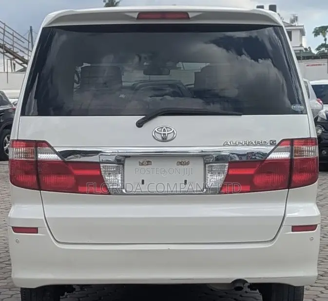 Toyota Alphard 2002 White