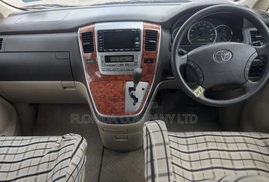 Toyota Alphard 2002 White