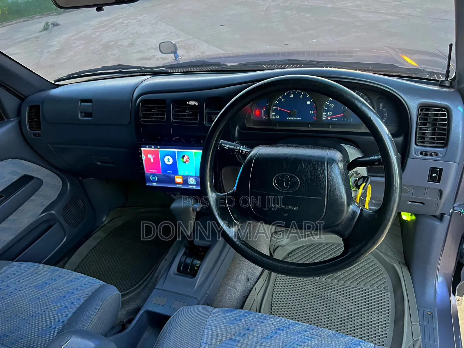 Toyota Hilux 2018 Blue