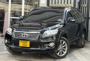 Toyota Vanguard 2013 Black
