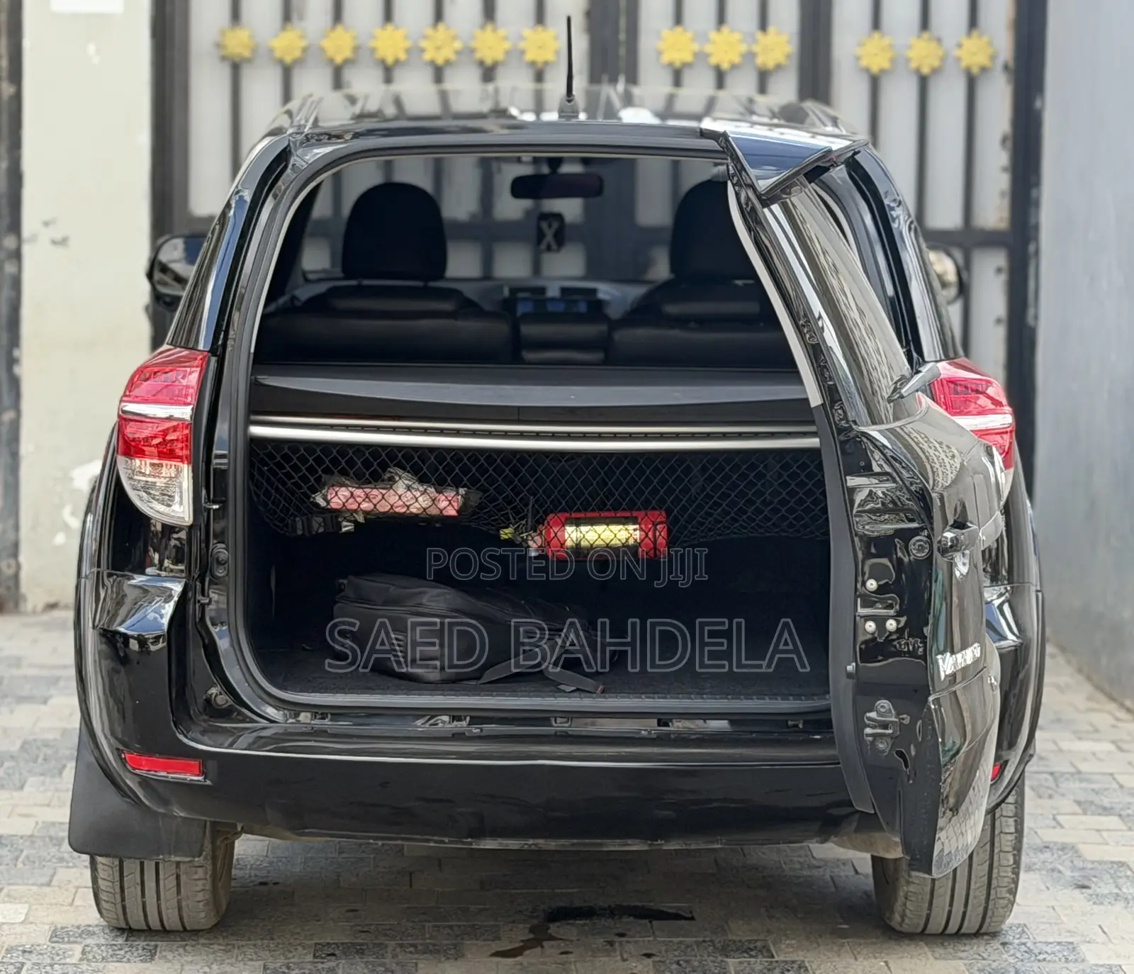 Toyota Vanguard 2013 Black