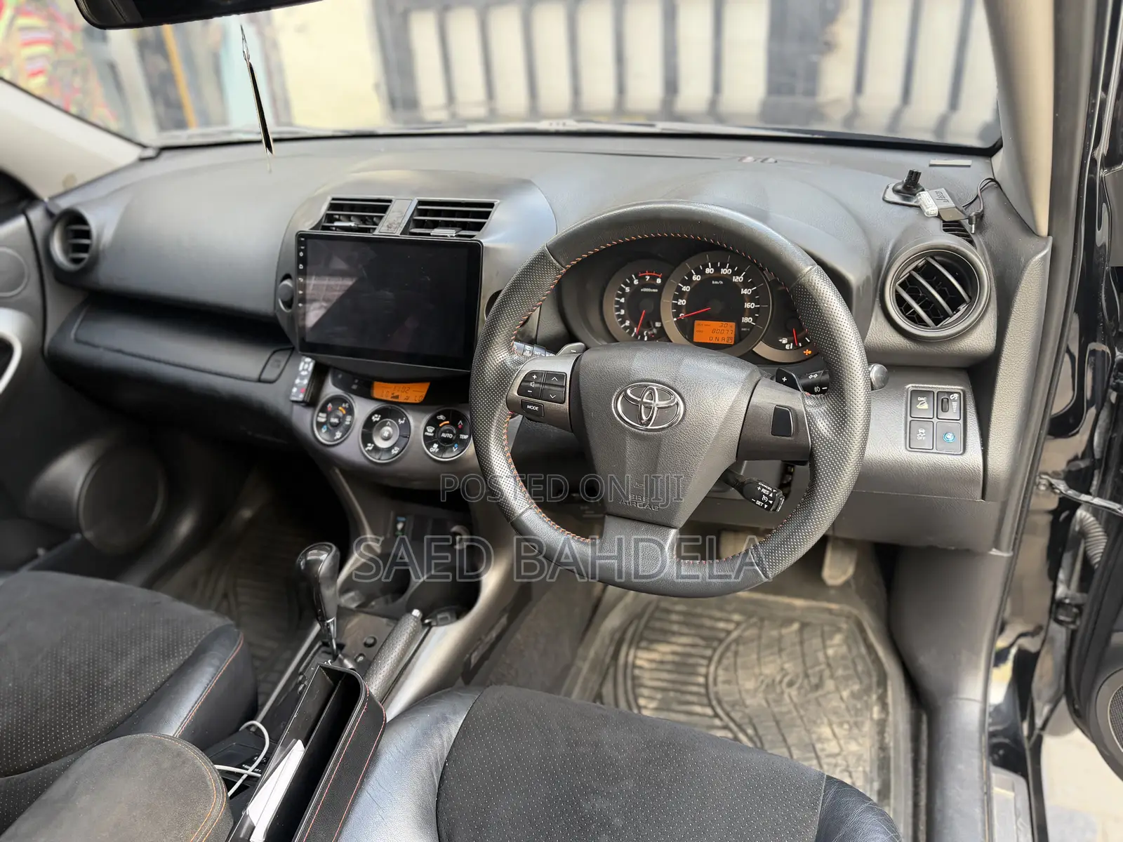 Toyota Vanguard 2013 Black