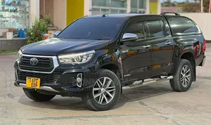 Toyota Hilux 2019 Black