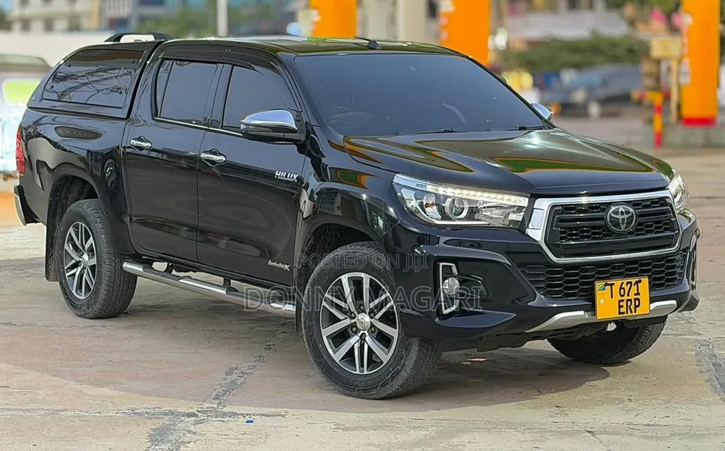 Toyota Hilux 2019 Black