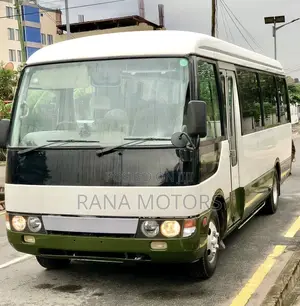 Mitsubishi Fuso Rosa 2001 White