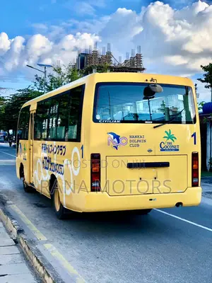 Nissan Civilian 2001 Yellow