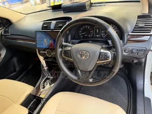Toyota Premio 2019 White