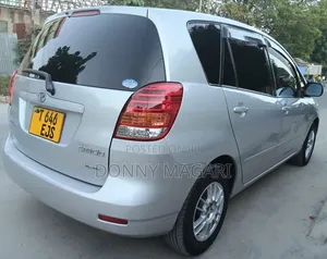 Toyota Corolla Spacio 2004 Silver