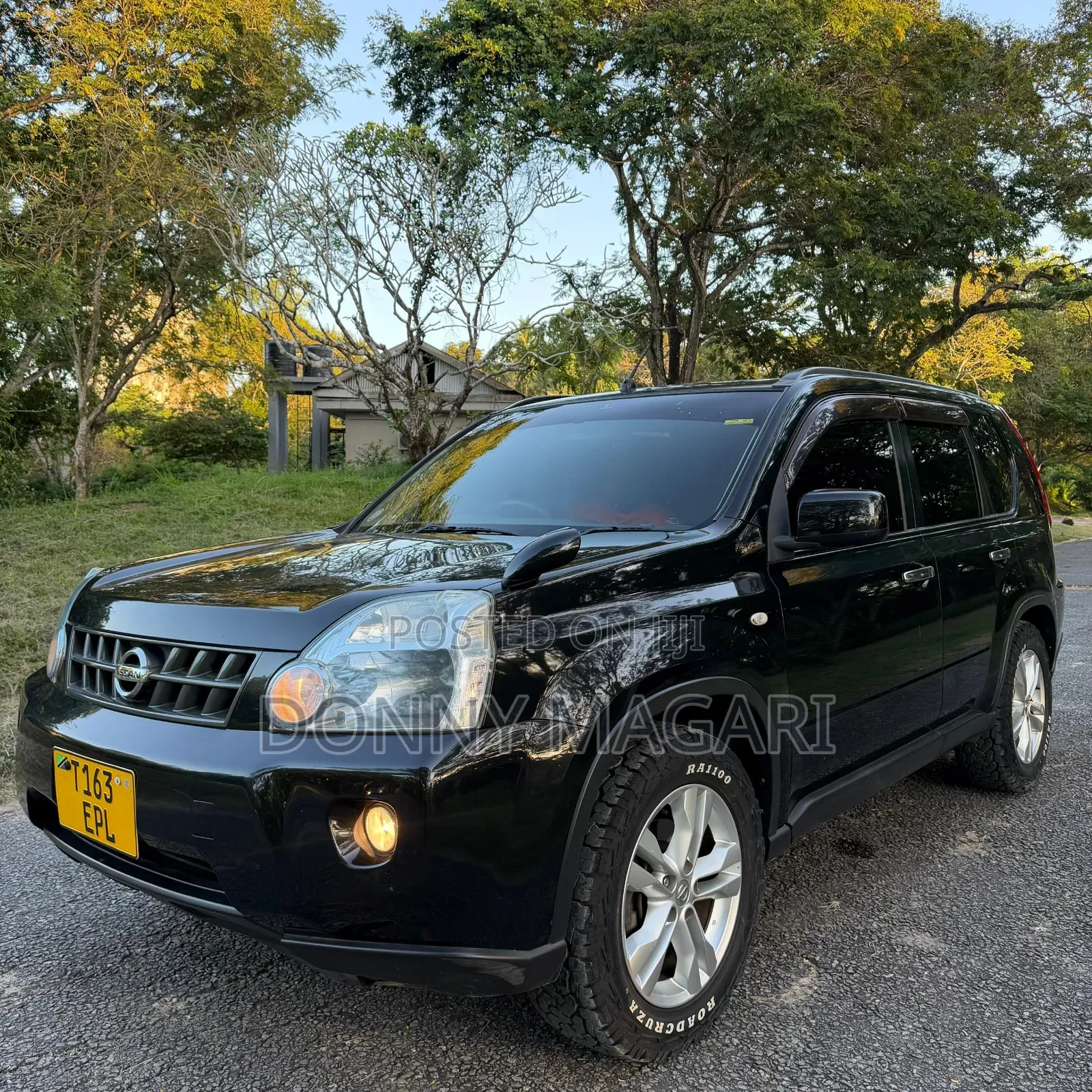 Nissan X-Trail 2010 Black
